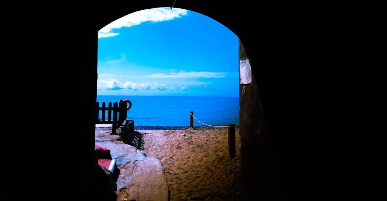Sui Tetti, Caressa De Mae Apartamento Bordighera Exterior foto